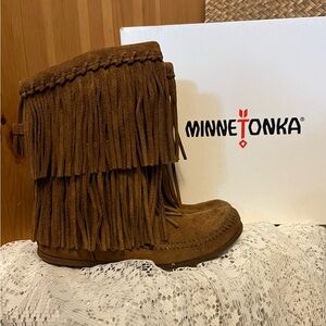Minnetonka Aila Fringed Ankle Boot 6